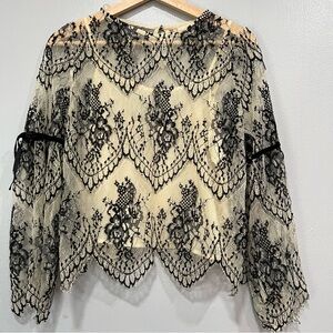 Altar’d State women‎ lace coquette girl long sleeve top size S